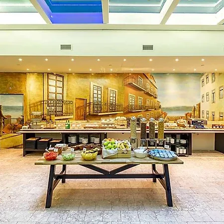 Express - Av. Liberdade By Ihg Отель