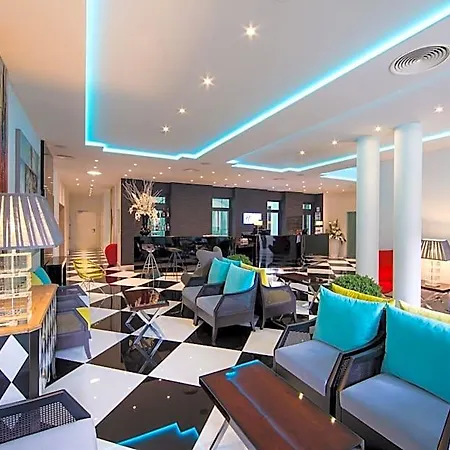 Express - Av. Liberdade By Ihg Отель 3*
