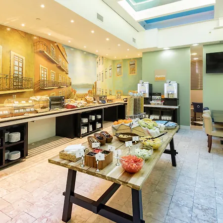 Express - Av. Liberdade By Ihg מלון