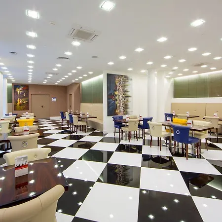 Express - Av. Liberdade By Ihg ליסבון